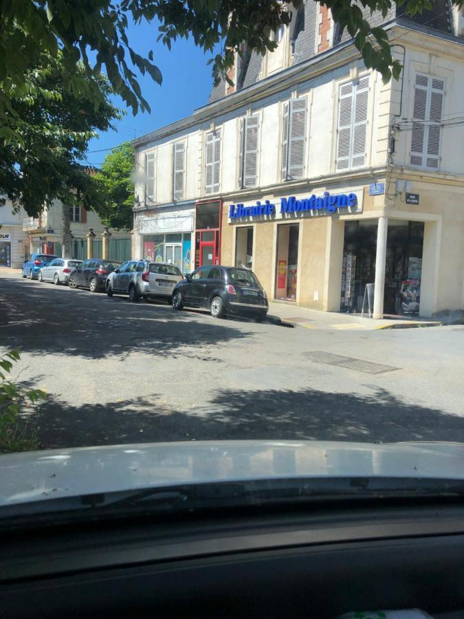 Le Repere Du Marche Daire Bergerac Dış mekan fotoğraf